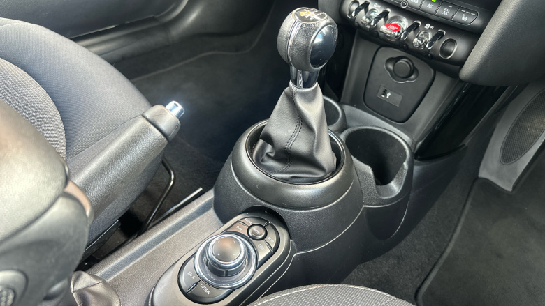 MINI Convertible 1.5 Cooper Classic 2dr [Comfort Pack] Petrol Convertible